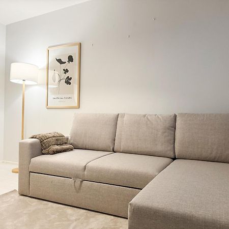 רובניימי Aurora Central Suite IV מראה חיצוני תמונה