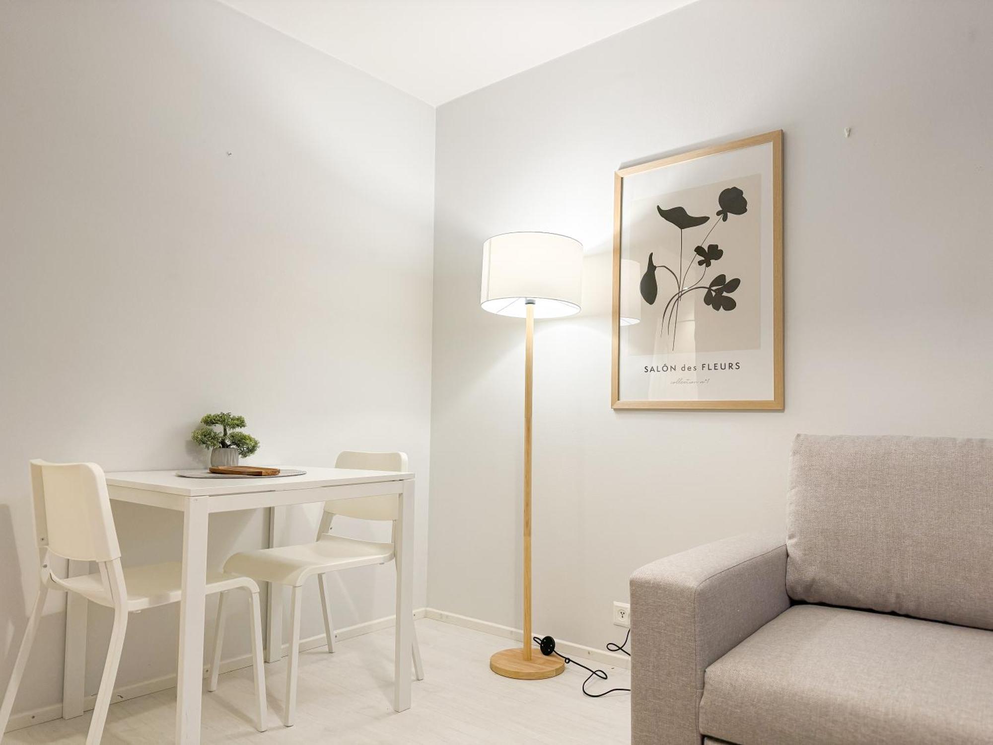 רובניימי Aurora Central Suite IV מראה חיצוני תמונה